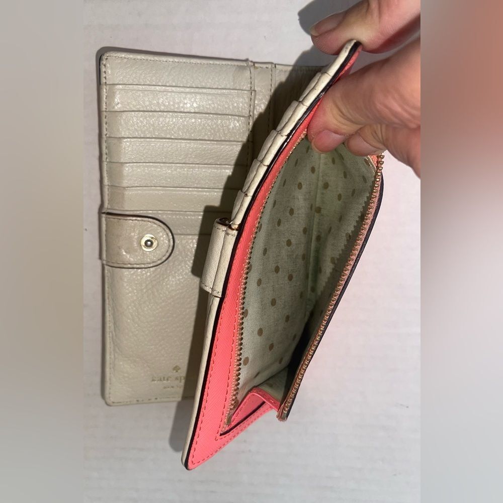 Kate Spade Wallet‎ - Picture 2 of 9